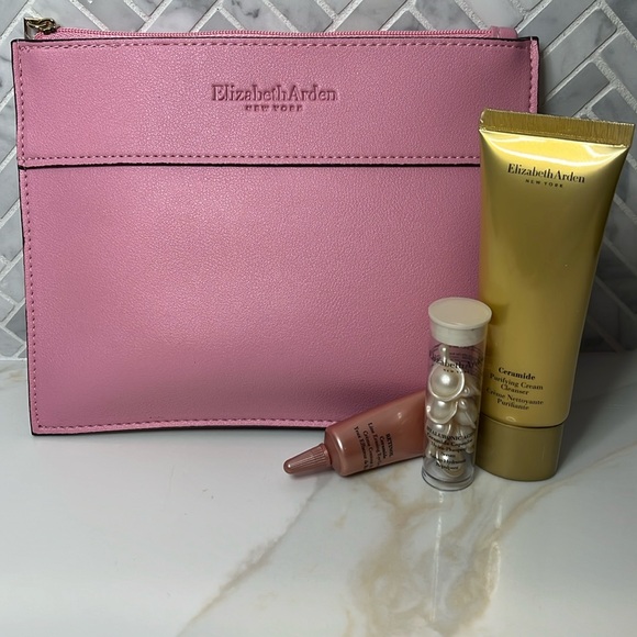 Elizabeth Arden Other - Elizabeth Arden 3 Piece Gift Set with Pink Makeup Bag - NIP